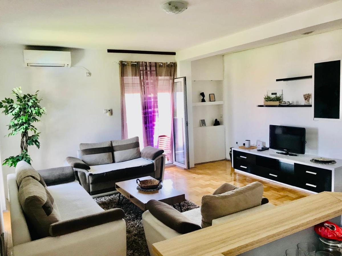 City View & Pool Apartment Ниш Экстерьер фото